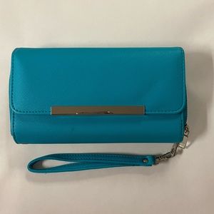 Turquoise wallet
